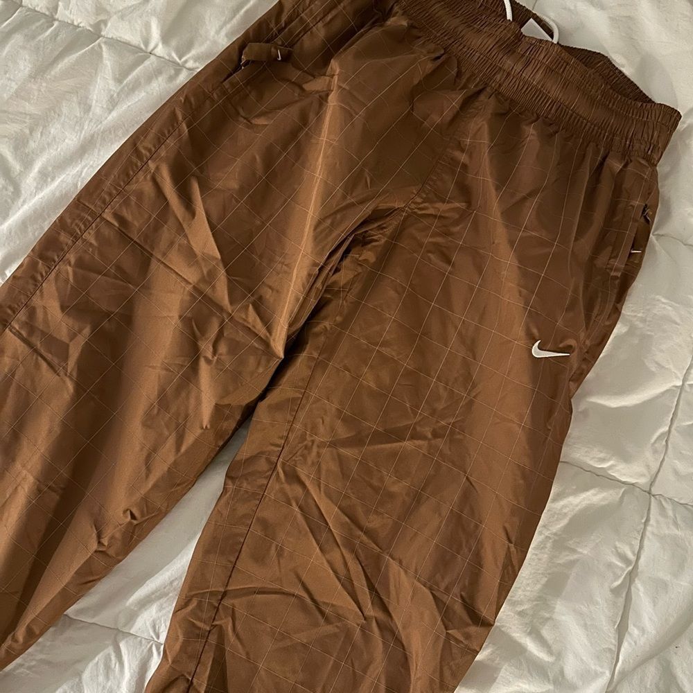 Nike Wind Runner Joggers - Size Small